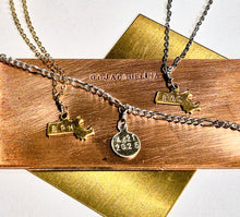 Load image into Gallery viewer, Circle charm necklace, custom made to order initials disc