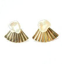Load image into Gallery viewer, Keshi Pearl Secret Fan Ear Jacket stud earrings