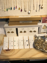 Load image into Gallery viewer, Secret Fan Ear Jacket stud earrings