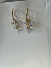 Load image into Gallery viewer, Samantha Opalite golden shadow hair comb