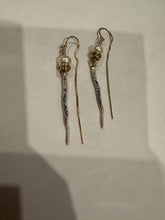 Load image into Gallery viewer, The Zahara Thread Earrings (mini pillar with freshwater pearls)