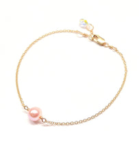 Load image into Gallery viewer, Single Round Pearl sparkle bracelet, Lindsay pearl and rhinestone crystal bracelet