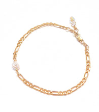 Load image into Gallery viewer, Keshi Pearl Figaro Chain bracelet