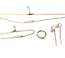 Load image into Gallery viewer, Set: Four Pearl Necklace & Bracelet set