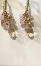 Load and play video in Gallery viewer, Samantha Opalite golden shadowearrings
