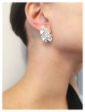 Load image into Gallery viewer, Ice Cluster stud earrings