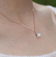 Load image into Gallery viewer, Ava Pearl Drop necklace