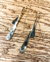 Load image into Gallery viewer, Willow Double pillar threader earrings