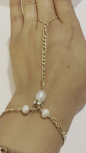 Load and play video in Gallery viewer, Pearl Figaro Handchain 3.2mm