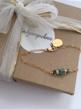 Load image into Gallery viewer, Eva Green Dainty bracelet