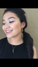 Load image into Gallery viewer, Italian Horn earrings