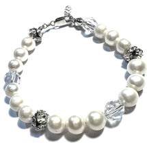 Load image into Gallery viewer, Single strand pearl and rhinestone bridal bracelet with vintage inspired clasp
