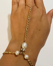 Load image into Gallery viewer, Pearl Figaro Handchain 3.2mm