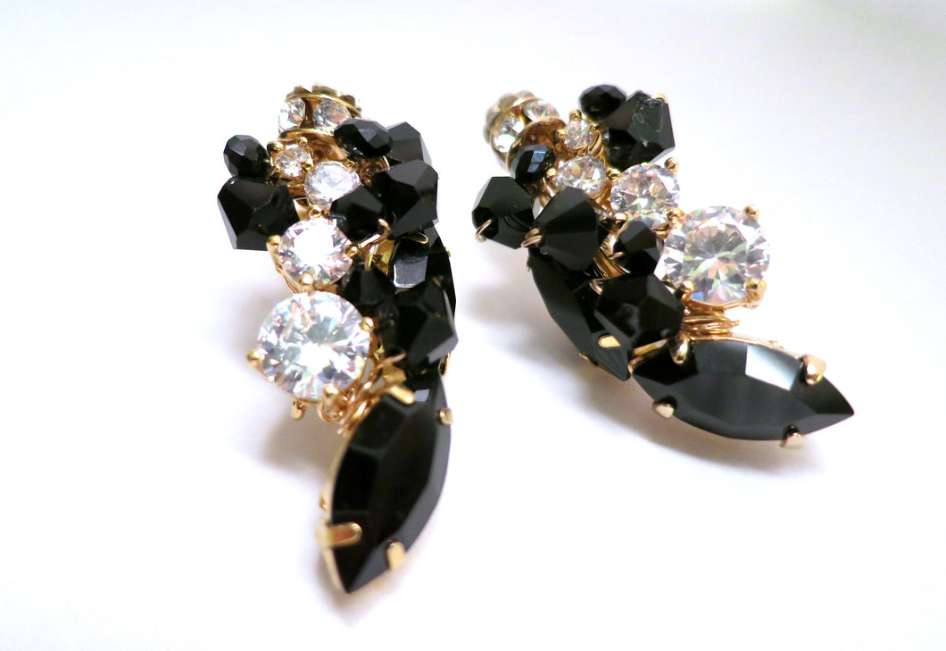 The Krista Black Cluster stud earrings