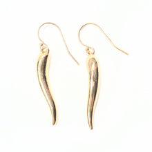 Load image into Gallery viewer, Italian Horn earrings
