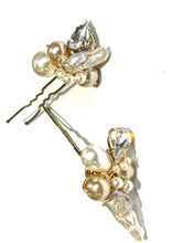 Load image into Gallery viewer, Pearl Hair Pins
