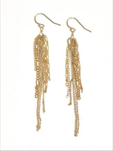 Load image into Gallery viewer, Chain dangle earrings
