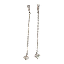 Load image into Gallery viewer, Elegance Keshi pearl earrings
