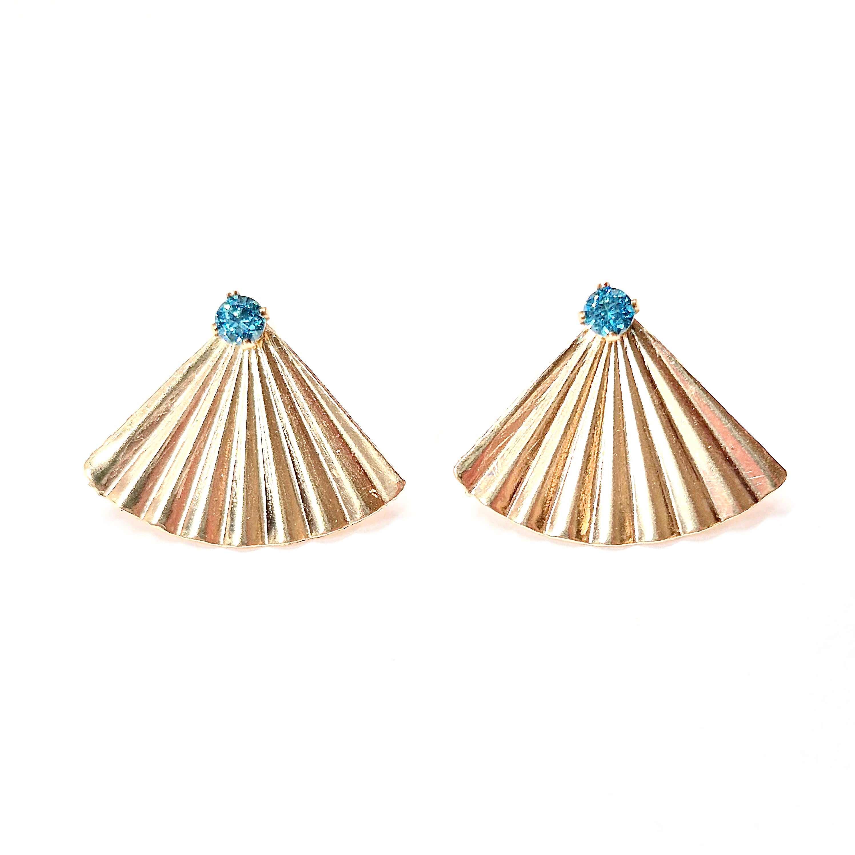 Aquamarine_stud_on_model - 04
