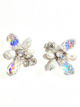 Load image into Gallery viewer, Swarovski Flower earrings
