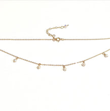 Load image into Gallery viewer, Dangling pearl necklace
