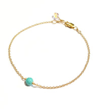 Load image into Gallery viewer, Turquoise dainty bracelet
