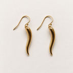 Gold italian pepper earring