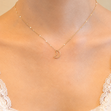 Load image into Gallery viewer, gold_moon_necklace
