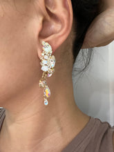 Load image into Gallery viewer, Long Flower earrings Pearl and crystal rhinestone
