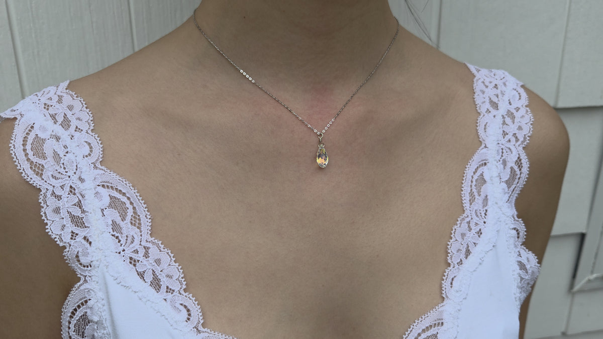 Swarovski Crystal Droplet Necklace with Swarovski Clasp