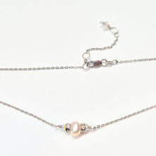 Load image into Gallery viewer, Lindsay Pearl choker necklace
