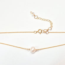 Load image into Gallery viewer, Single Pearl choker necklace
