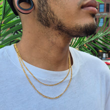 Load image into Gallery viewer, Figaro Chain necklace
