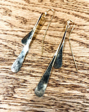 Load image into Gallery viewer, Willow Double pillar threader earrings
