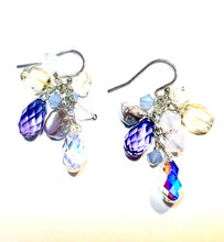Load image into Gallery viewer, Orchid (purple) earrings
