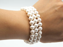 Load image into Gallery viewer, Three Strand Pearl bracelet
