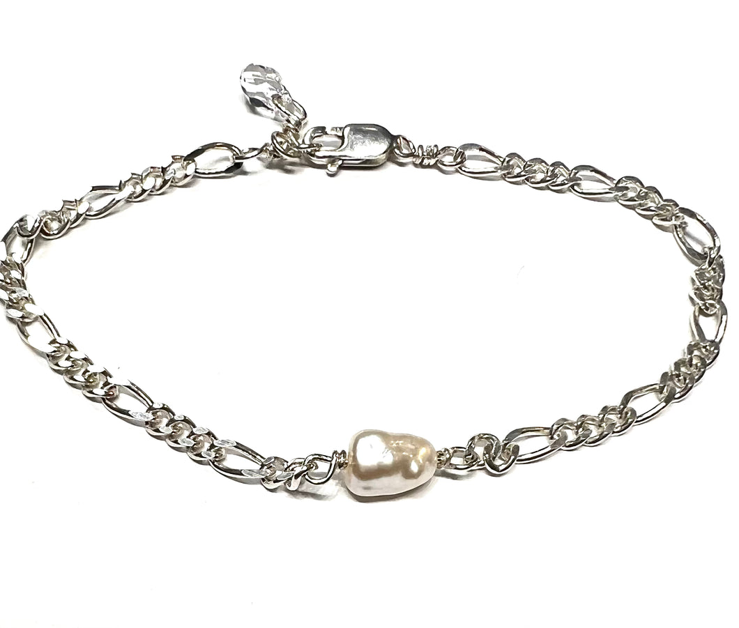 Keshi Pearl Figaro Chain bracelet