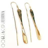 Pillar thread earrings