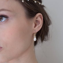 Load image into Gallery viewer, Swarovski Pearl threader earrings
